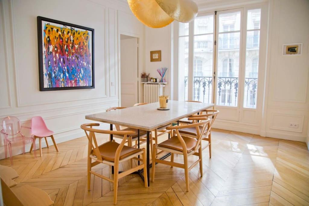 Luxury 7 Invalides Tour Eiffel Apartment